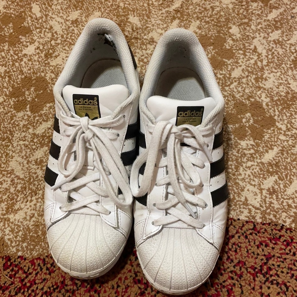 Adidas Superstar Sneakers